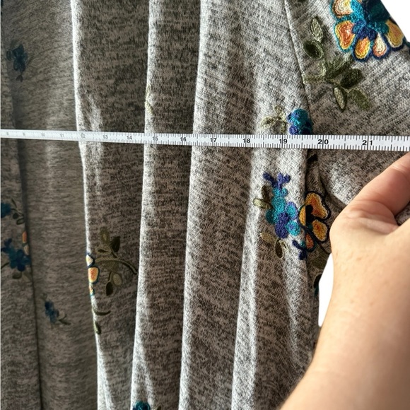 Anthropologie Fig & Flower Knit Cardigan Top β Size Large - Picture 8 of 8